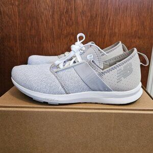 New Balance Women's FuelCore Nergize Grey Sneaker White/Grey Size 7.5